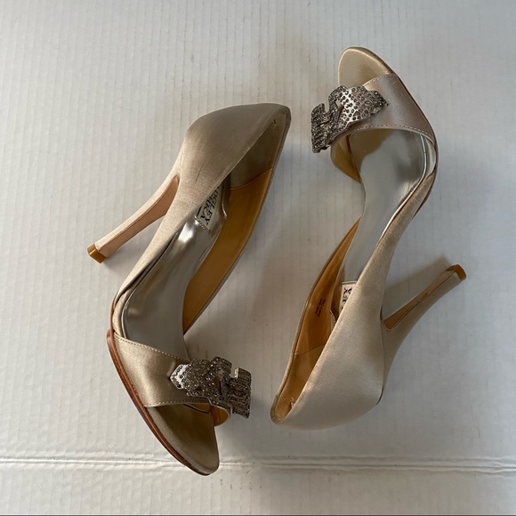 Badgley Mischka Art Deco Heels - Picture 12 of 16